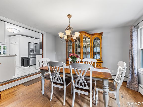 4th image of 122 Wepawaug Drive