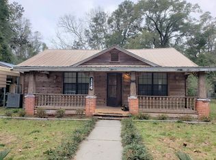 114 Minnesota St, Defuniak Springs, FL 32435