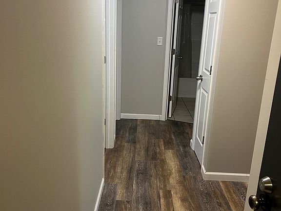2nd image of 320 Fremont Ave #2