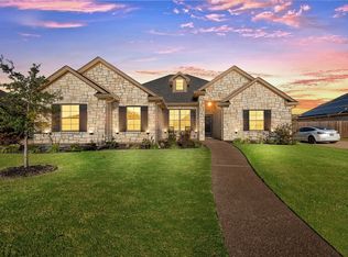 409 Sagebrush Ln, Mcgregor, TX 76657