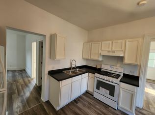 526 Hallett St #1, Jackson, MI 49202