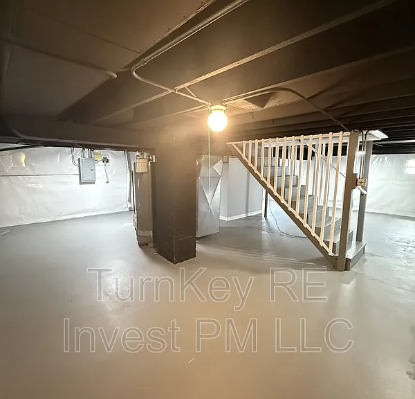 18343 Oakwood Ave #1 — Photo 11