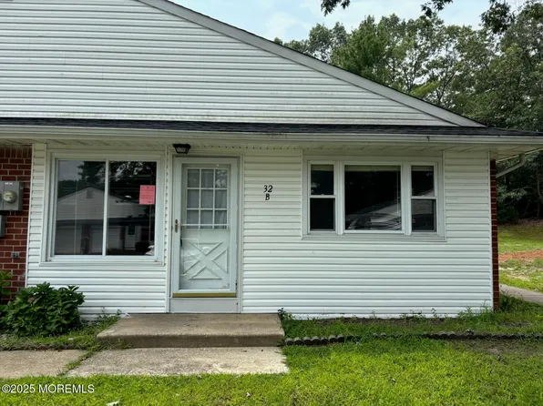 32 Crocus Lane #B, Whiting, NJ 08759