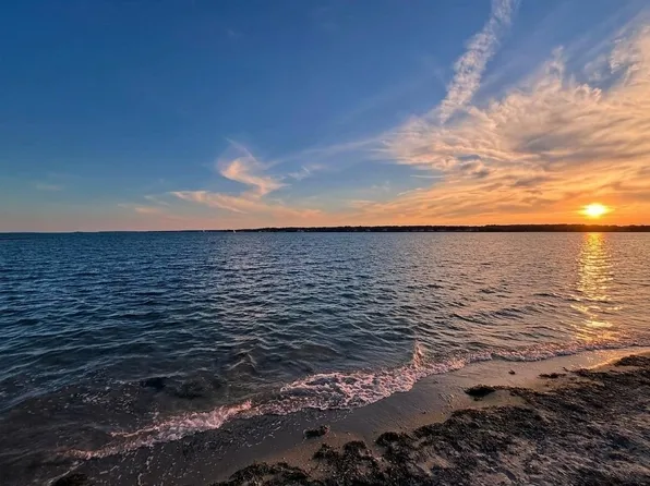 155 Birch St, New Bedford, MA 02744