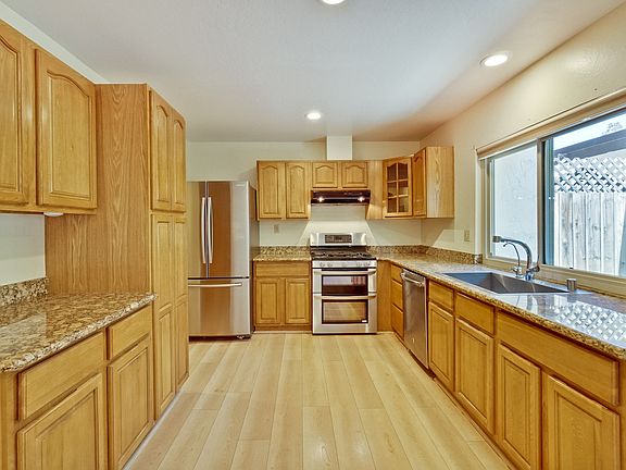 Kitchen 1_mls_09222018
