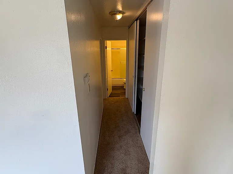 1729 162nd Ave #3 — Photo 8