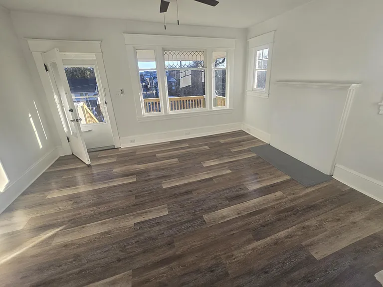 1115 Grayson Ave NW — Photo 9