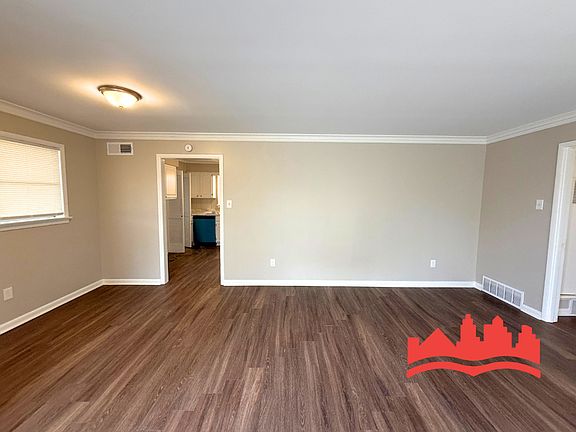 4th image of 142 Jeanne Dr