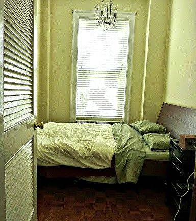 5th image of 34 Montgomery Pl APT 2B