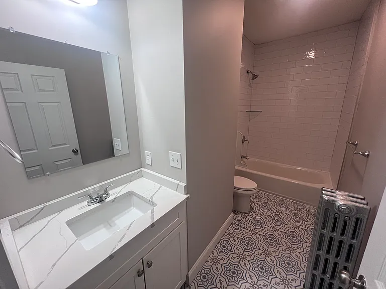 666 Metropolitan Ave #2 — Photo 9
