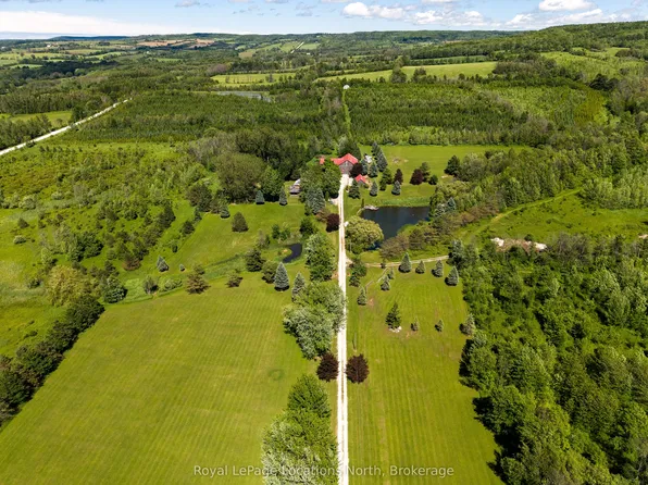 415799 10th Line, The Blue Mountains, ON N0H 1J0