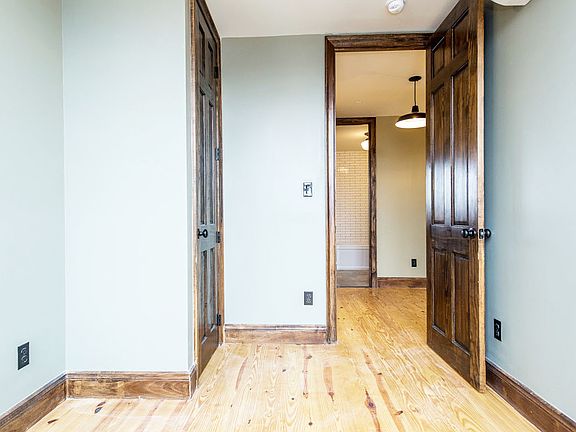 2nd image of 43 Newell St #4B