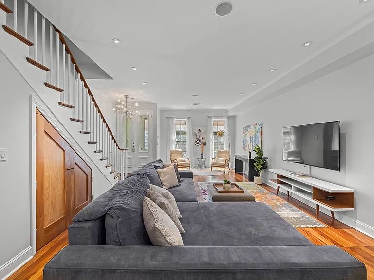 47 Irving Pl #1A — Photo 12