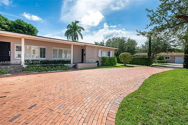 3635 S Le Jeune Rd — Photo 2