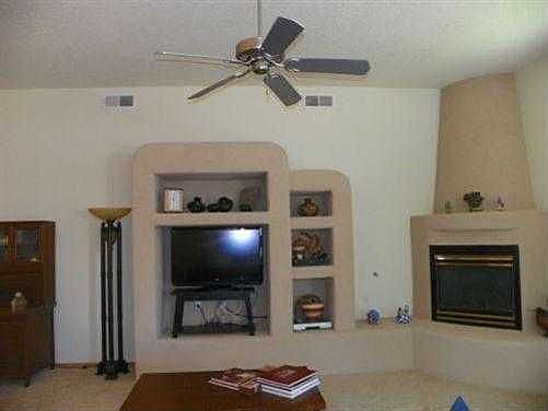 4th image of 11015 Catamount Dr NW