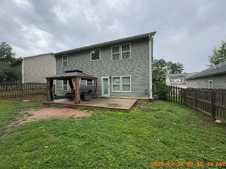 120 Tolbert St — Photo 18