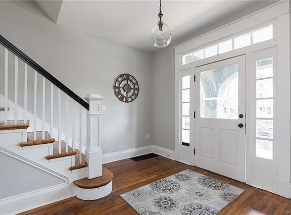 3rd image of 708 W 35th St