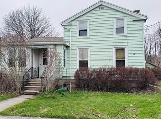 207 S Clinton St, Albion, NY 14411