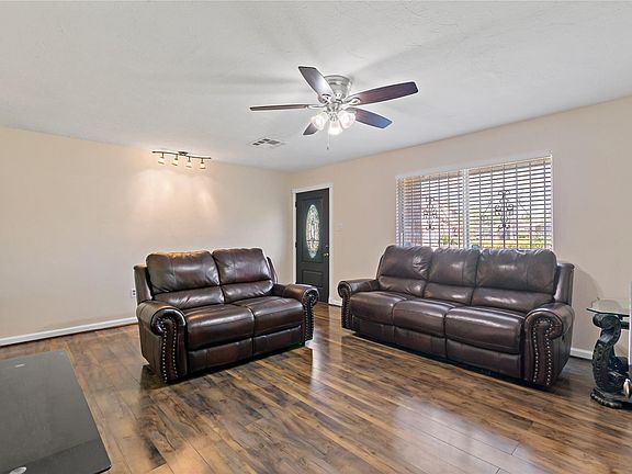 4th image of 7913 Cook Rd