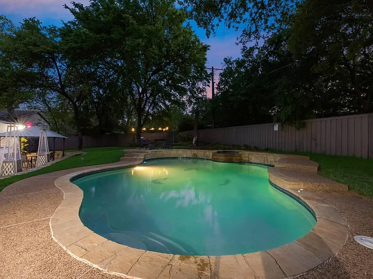 1206 Kendolph Dr — Photo 5
