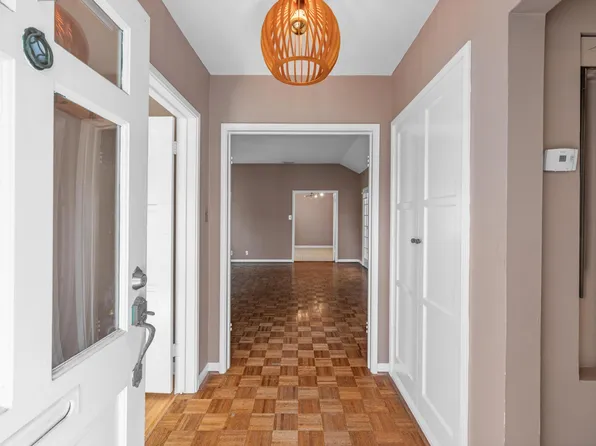 1933 Meridian Ave, South Pasadena, CA 91030