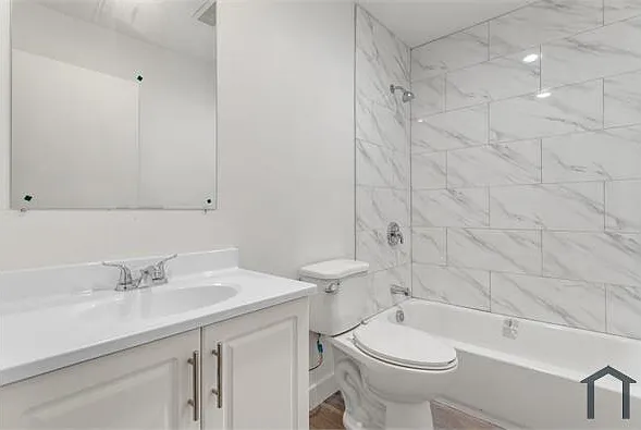 707 W 80th St — Photo 11