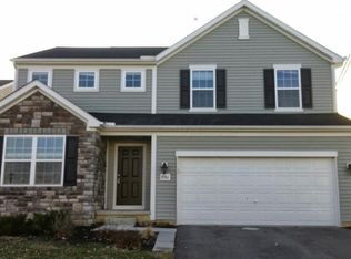 8961 Emerald Hill Dr, Lewis Center, OH 43035