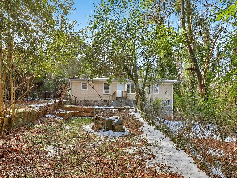 1840 Camellia Dr — Photo 31