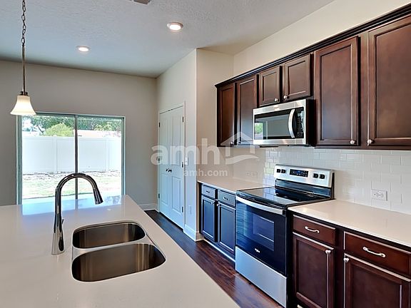 3rd image of 22443 Bellini Cir