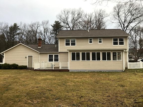 2nd image of 29 Friar Tuck Way