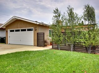250 Albert Pl, Costa Mesa, CA 92627