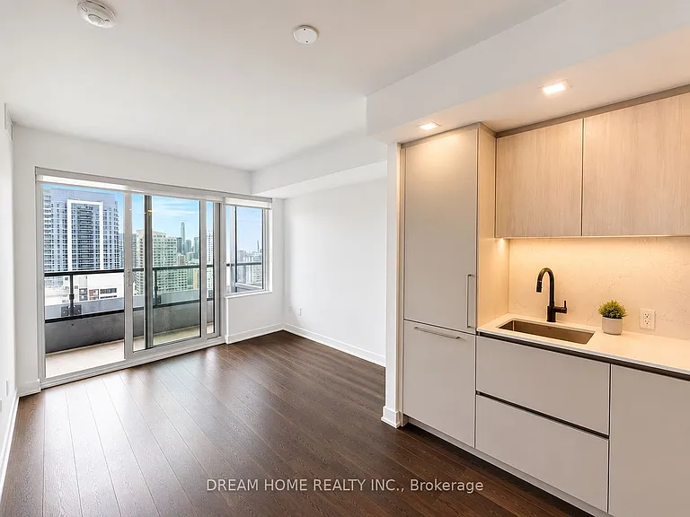 609 Sherbourne St #3401 — Photo 3