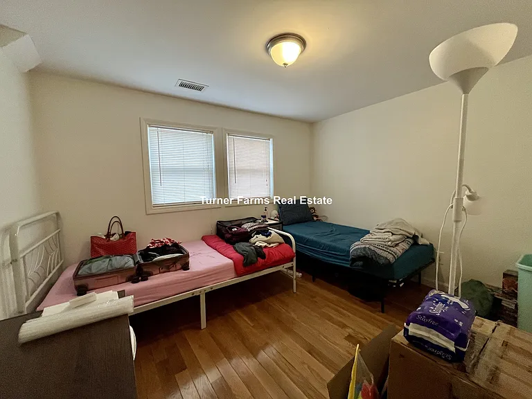 35 Forbes St — Photo 12