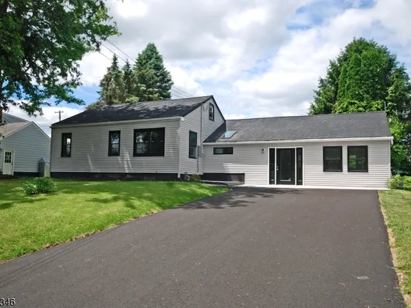 496 Franklin St, Pohatcong Twp., NJ 08865
