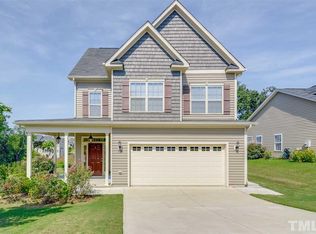 722 Sycamore Springs Dr, Fuquay Varina, NC 27526