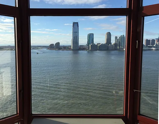 Rented by Battery Park Realty | media 30