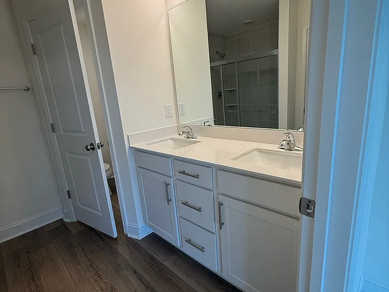 40 Clementine St — Photo 23