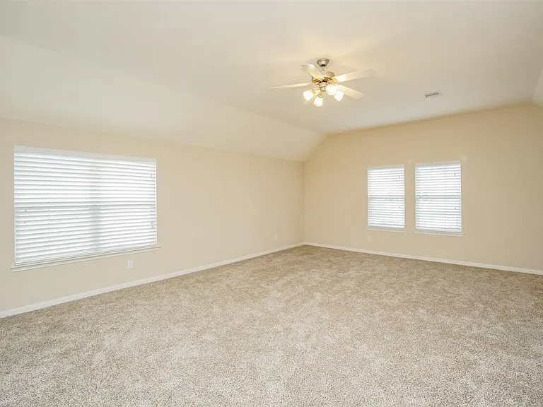 3211 London Ln — Photo 22