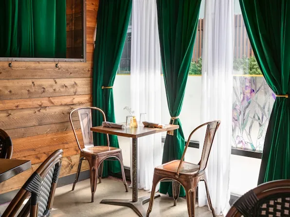 15 Bridge Park Dr image 23 of 30