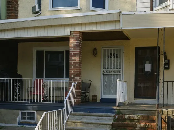 2612 S Robinson St, Philadelphia, PA 19142