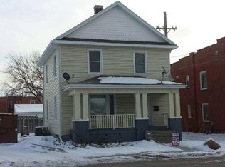 211 1/2 S Walnut St, Grand Island, NE 68801