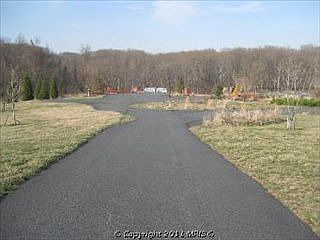 2nd image of 2718 Fallsbrooke Manor Dr