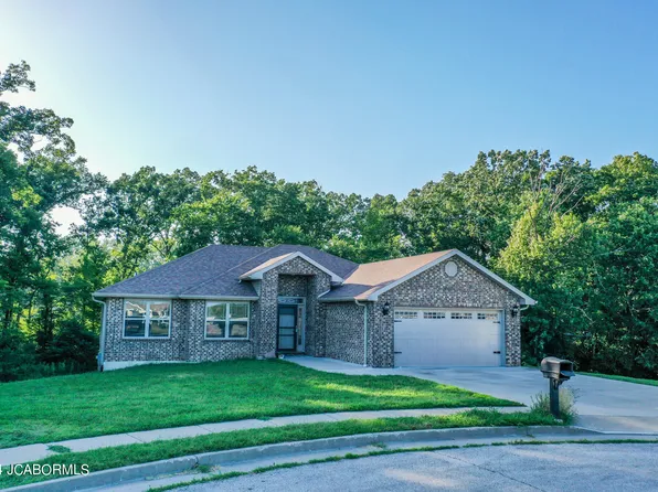 130 Saturn Ct, Holts Summit, MO 65043