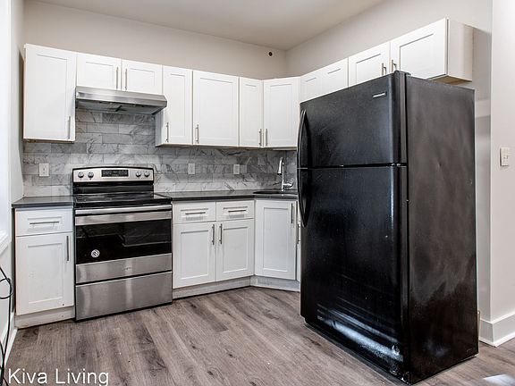 3rd image of 2118 S Daggett St #2