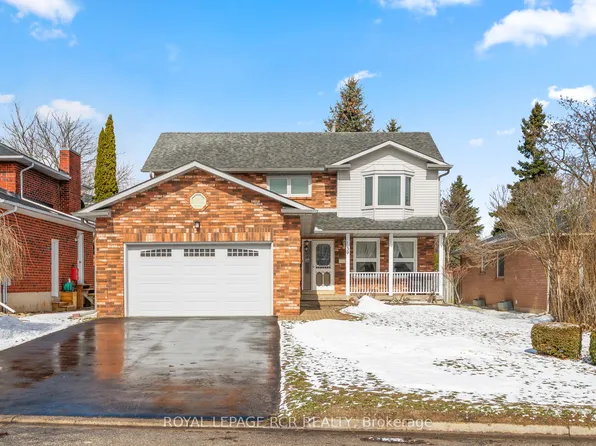 39 Passmore Ave, Orangeville, ON L9W 4K4