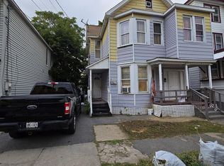 4 Hawk St, Schenectady, NY 12307