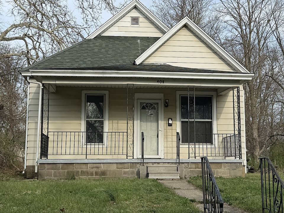 1st image of 604 S Jackson St