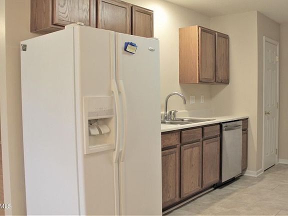 5th image of 2431 Wentworth Ct