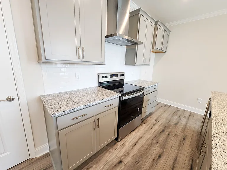 836 Goswell Dr #203 — Photo 5