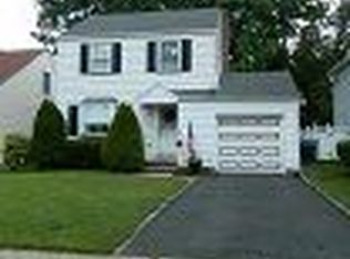 26 Funston Pl, Nutley, NJ 07110
